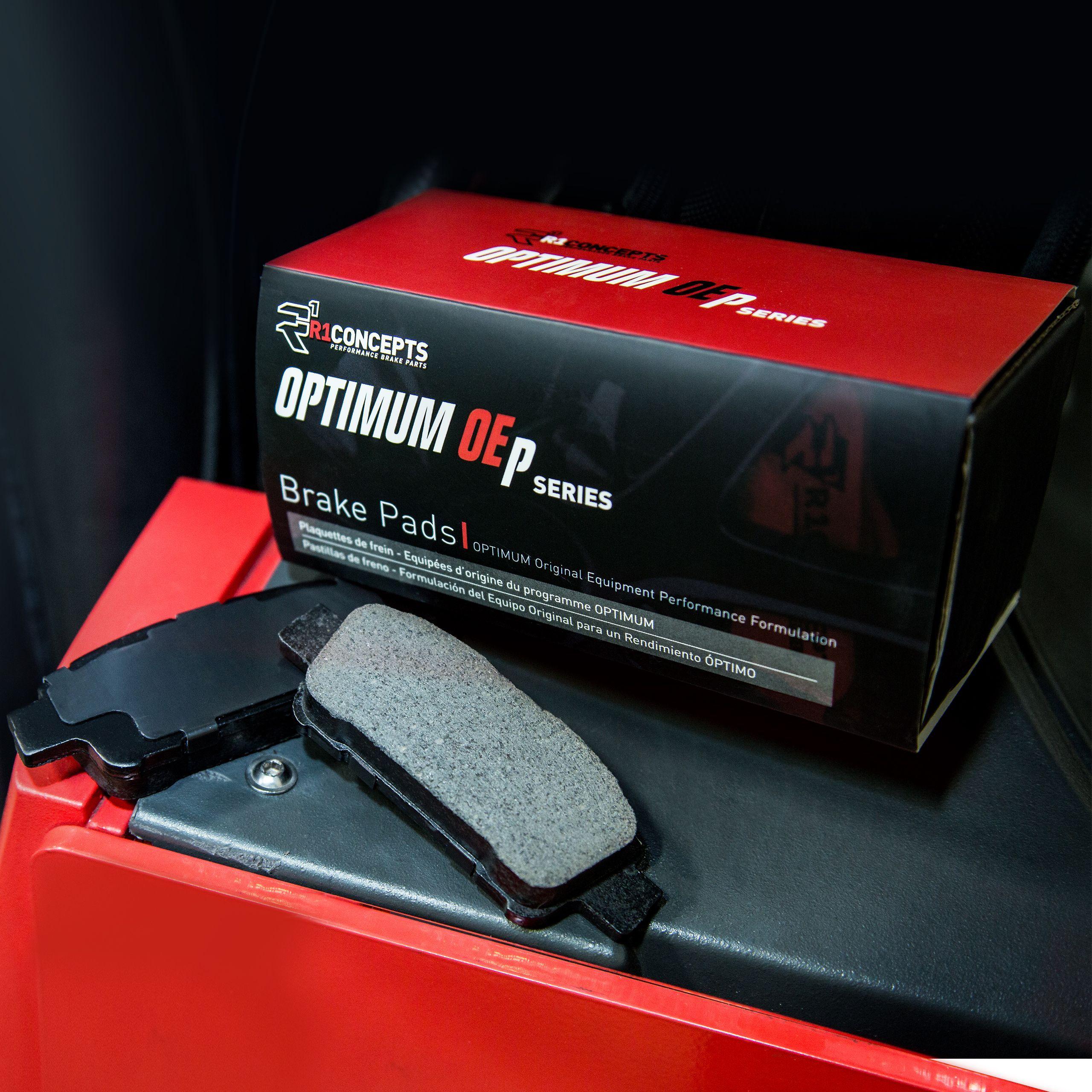 R1 Optimum Oe Pads and Hardware Kit R1 Concepts 482-2551-2371-01